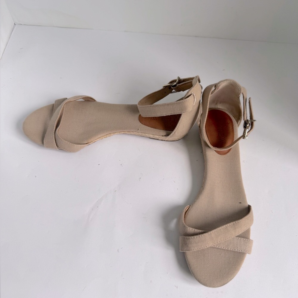 J. Crew Marina  Canvas tan criss-cross strappy Sandals. Size 8 - Picture 9 of 16